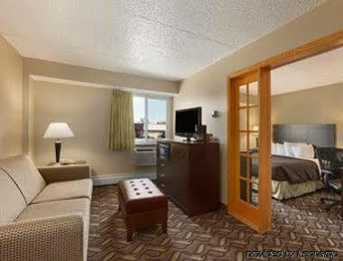 Days By Wyndham Hotel 2*